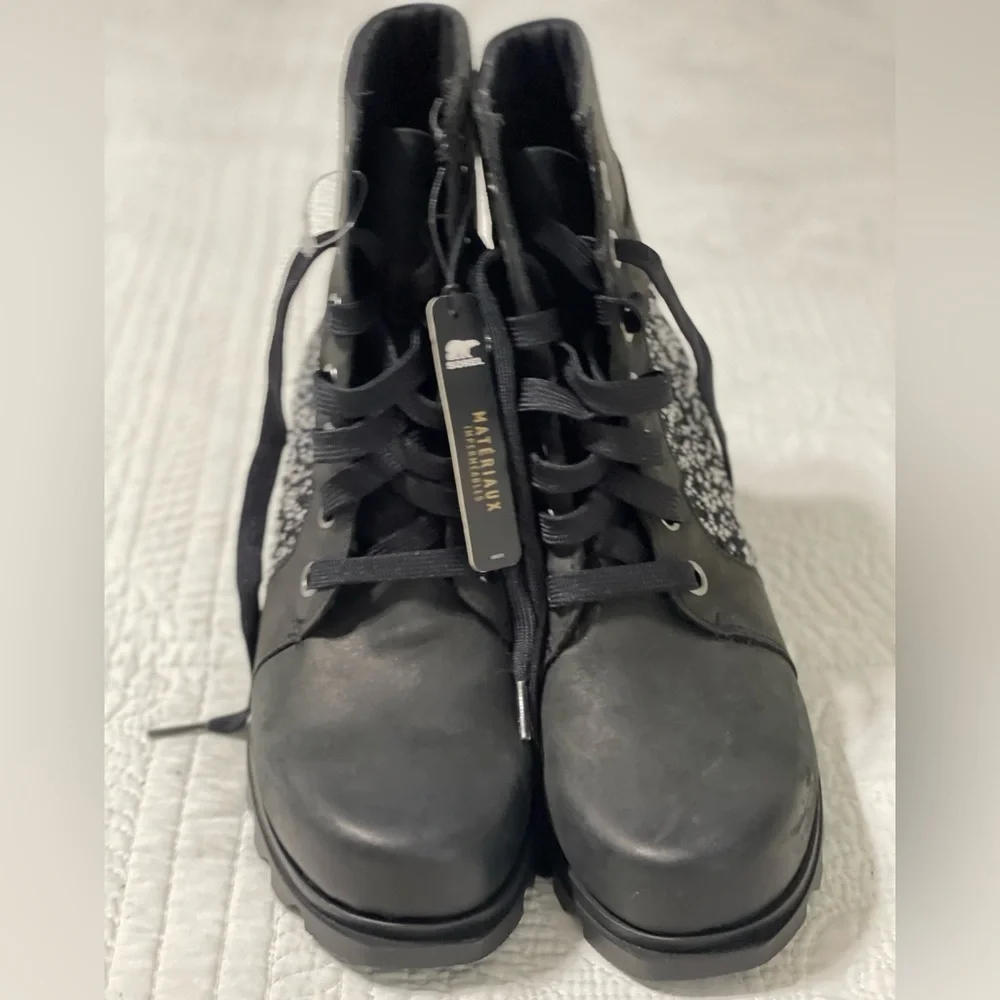 Sorel Joan of Arctic Waterproof Wedge III Lexie Lace-Up Bootie Size 10 New!